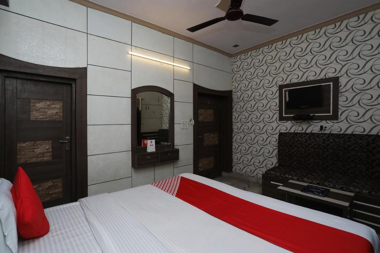 Oyo 29411 Hotel Vanshika Agra (Uttar Pradesh) Exterior foto