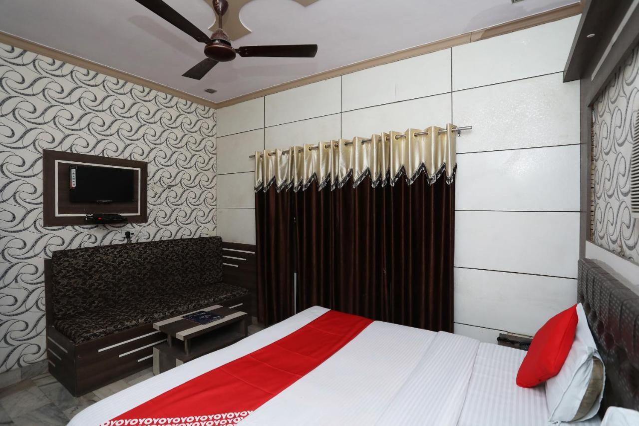 Oyo 29411 Hotel Vanshika Agra (Uttar Pradesh) Exterior foto