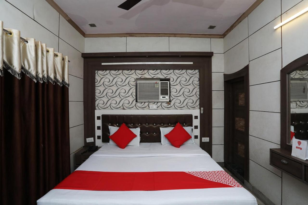 Oyo 29411 Hotel Vanshika Agra (Uttar Pradesh) Exterior foto