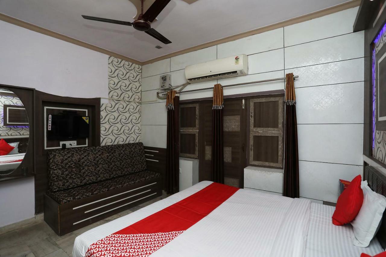 Oyo 29411 Hotel Vanshika Agra (Uttar Pradesh) Exterior foto