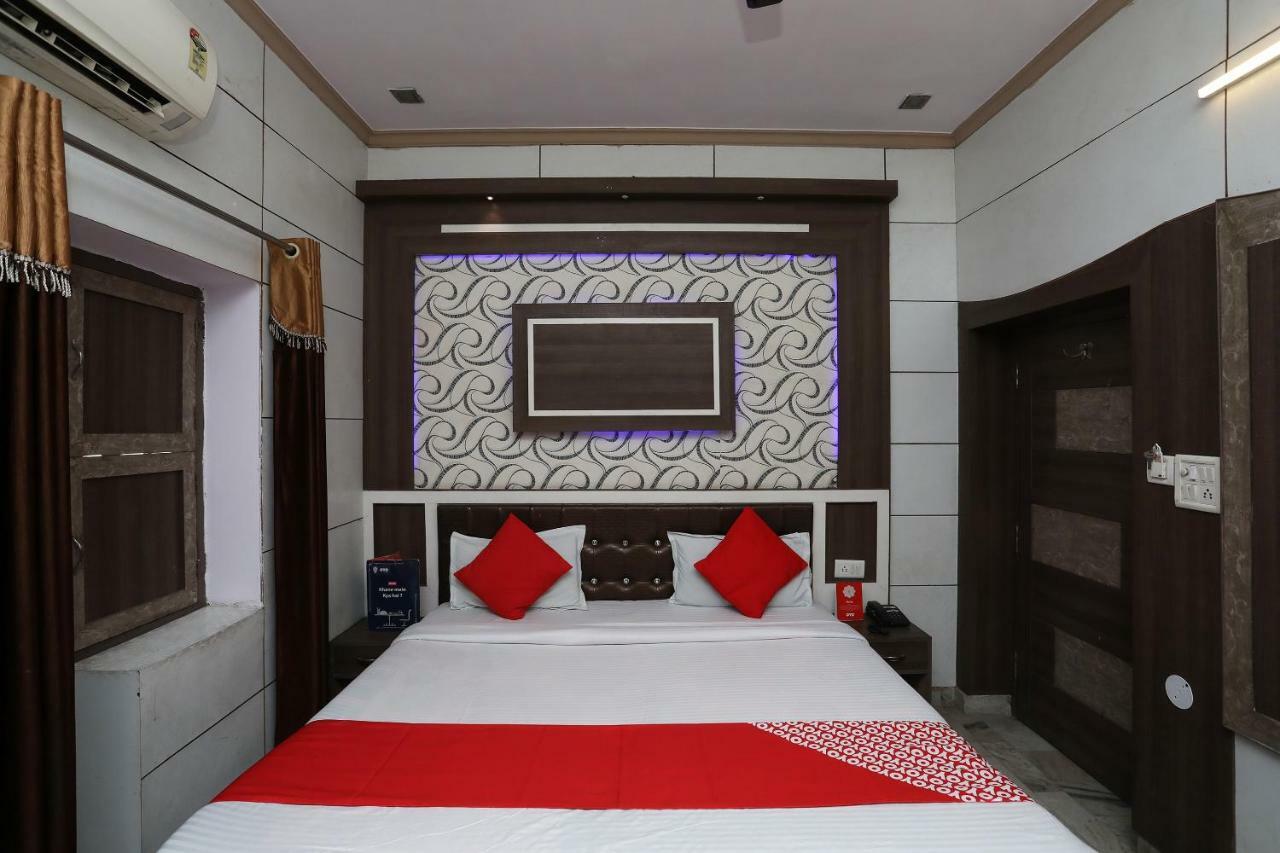 Oyo 29411 Hotel Vanshika Agra (Uttar Pradesh) Exterior foto