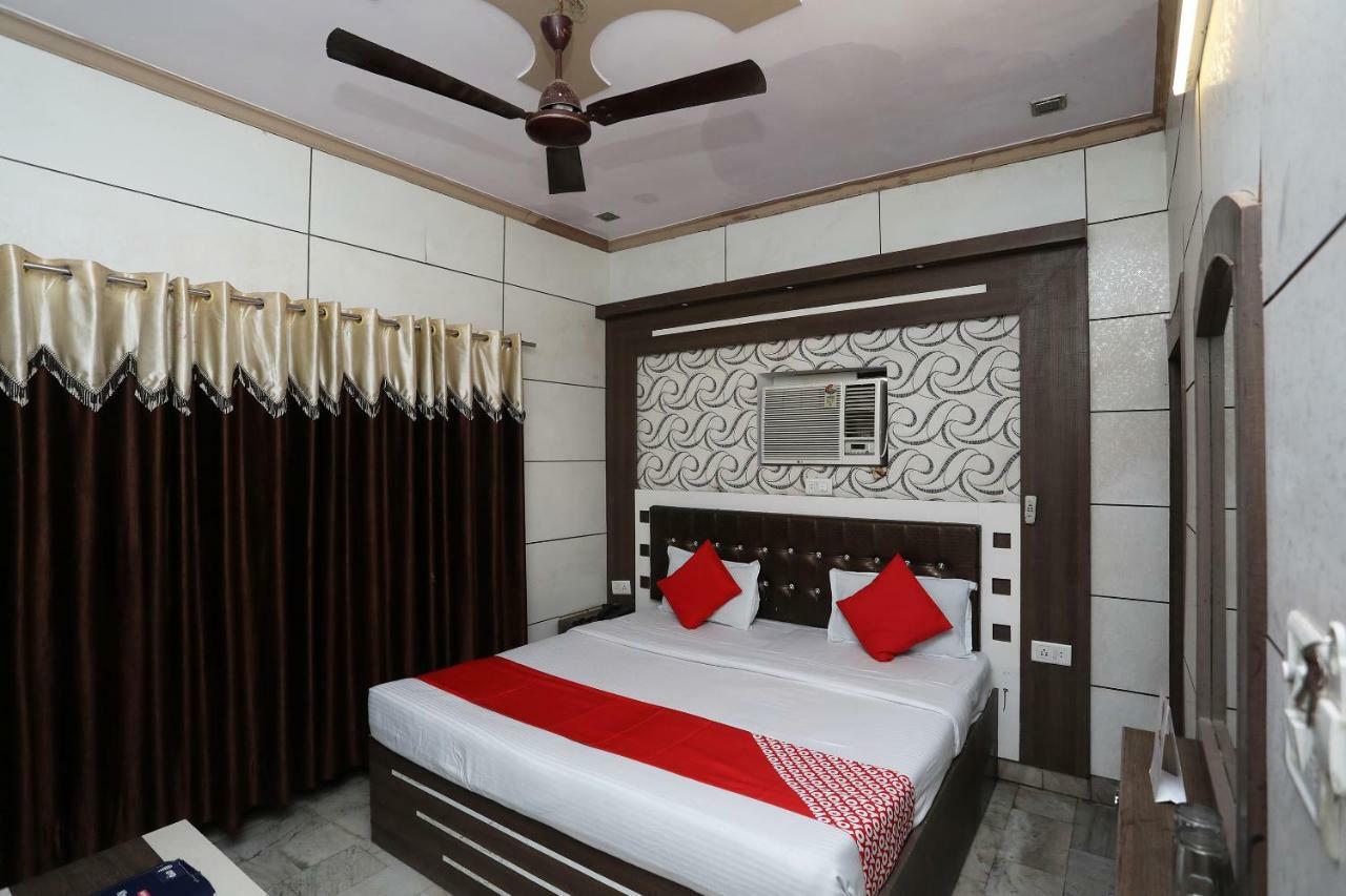 Oyo 29411 Hotel Vanshika Agra (Uttar Pradesh) Exterior foto